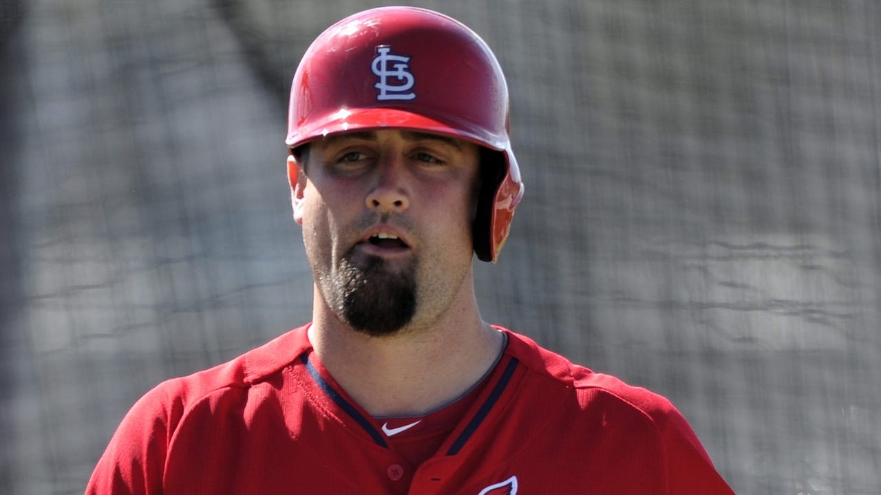 After initial scare, Neshek is back with Cards and newborn son appears to be OK